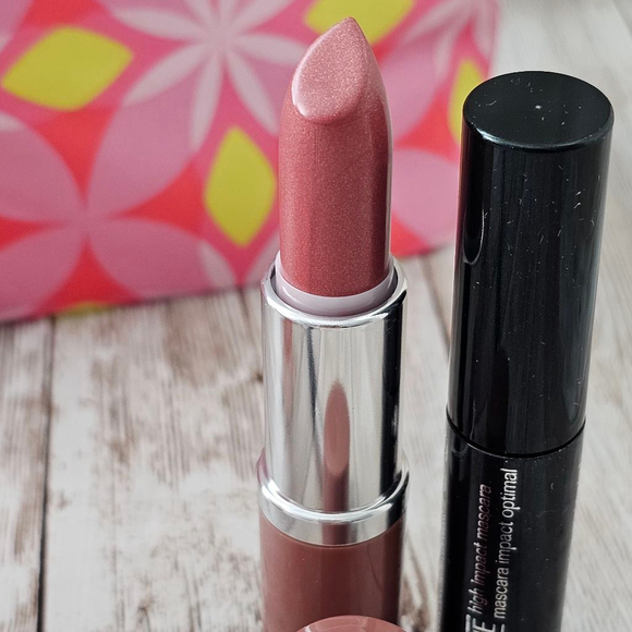 Clinique Skincare & Makeup Set, Travel Size - Picture 7 of 10